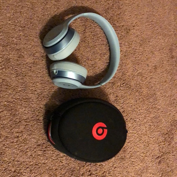Beats - Picture 1 of 2